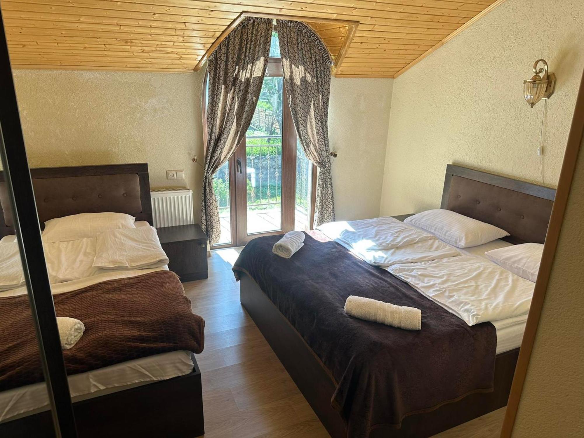 Hotel Iveria كازباجي المظهر الخارجي الصورة